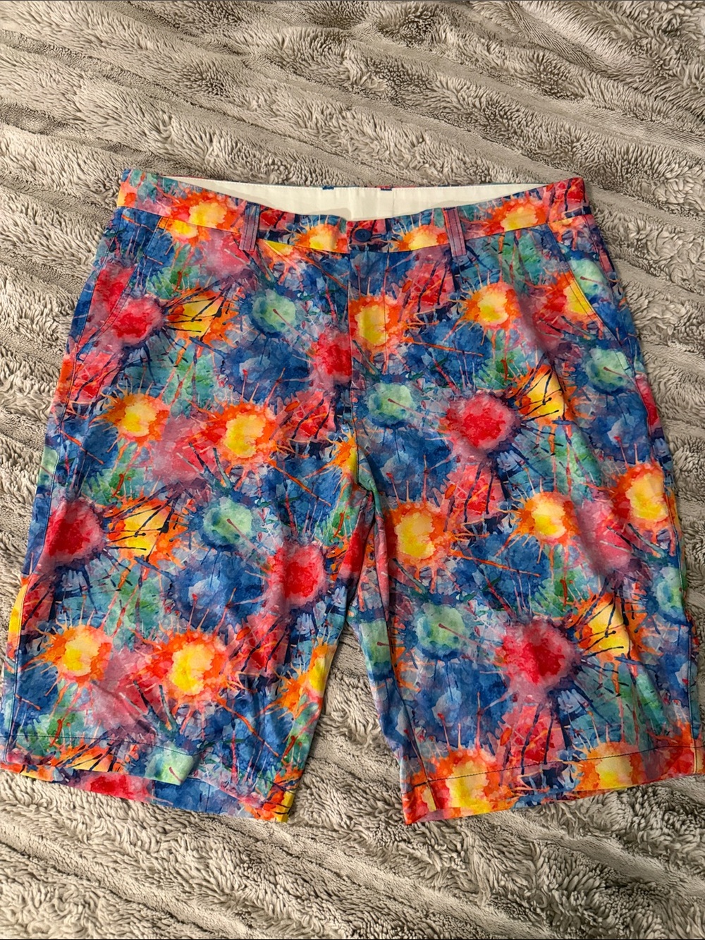 HRESKI Men’s Explosion of Colors Golf Shorts, sz 36